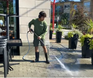 Commercial Cleaning, commercial pressure washing, commercial pressure washing north vancouver.